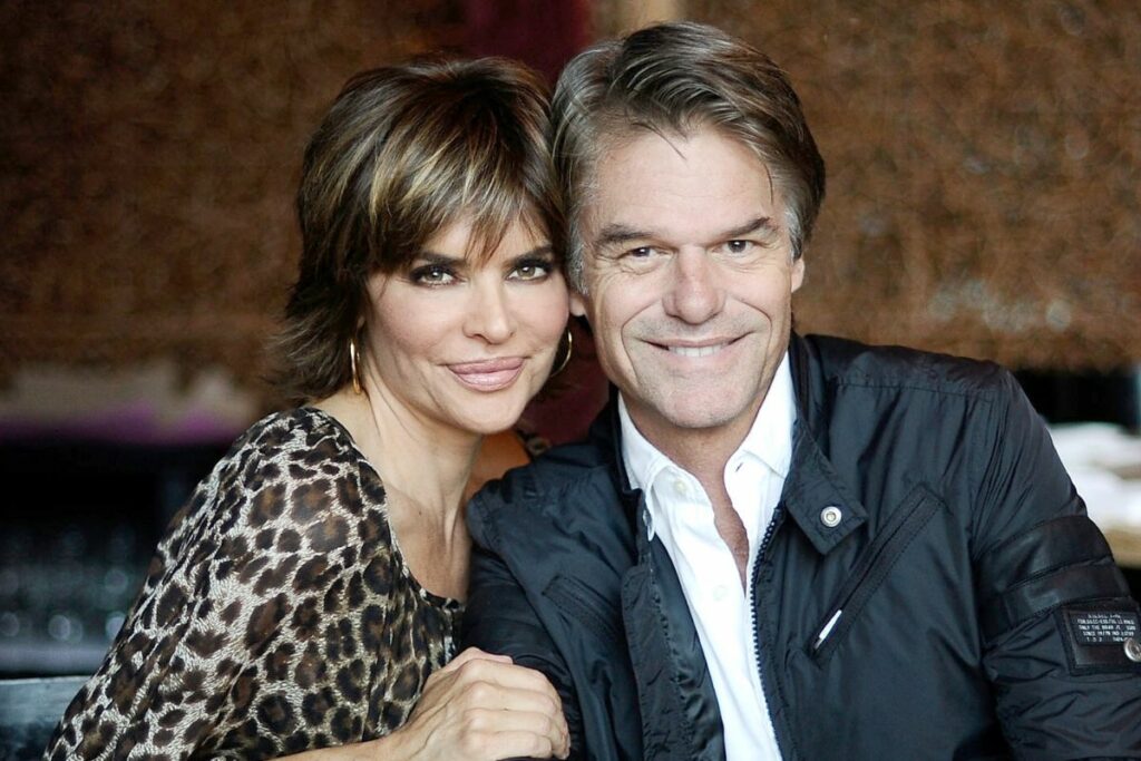 Why did Lisa Rinna and Harry Hamlin divorce?