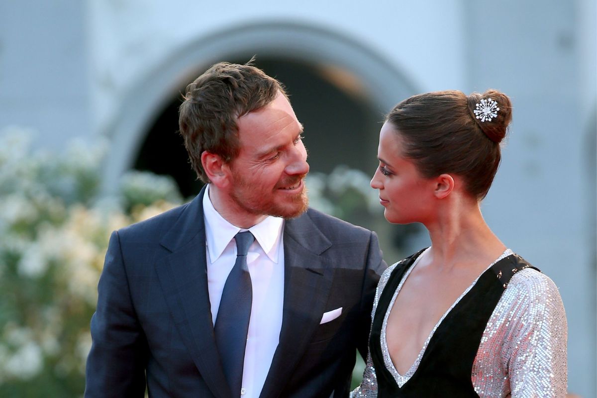 Alicia Vikander and Michael Fassbender 