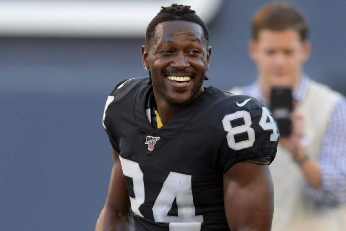 Antonio Brown Net Worth How Much His Annual Salary? United Fact
