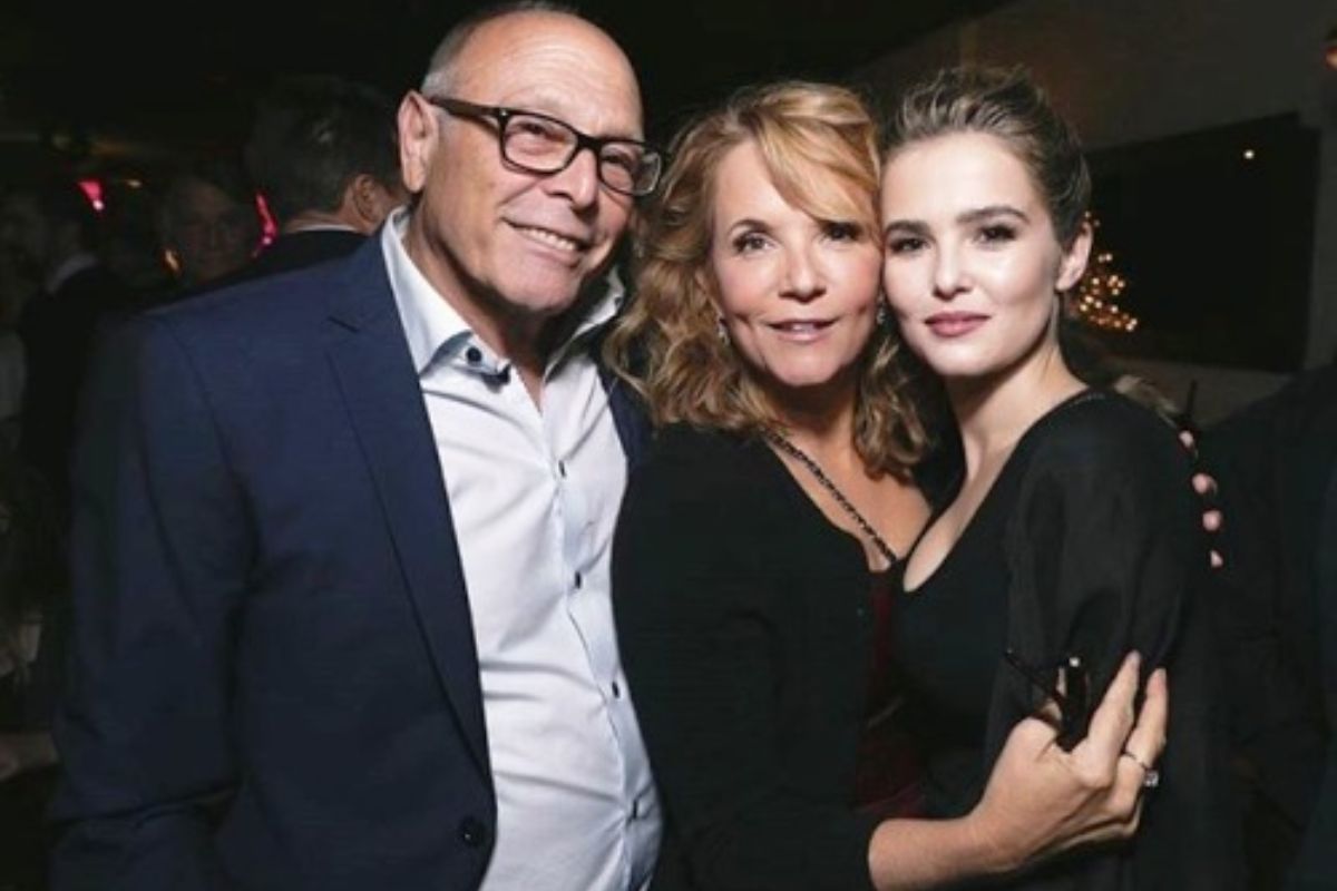 Who Is Zoey Deutch’s Famous Parents